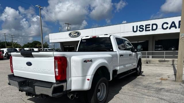 2025 Ford F-350 Super Duty Platinum