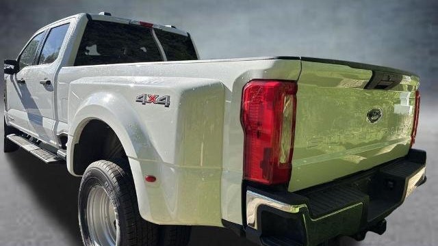 2025 Ford F-350 Super Duty XL