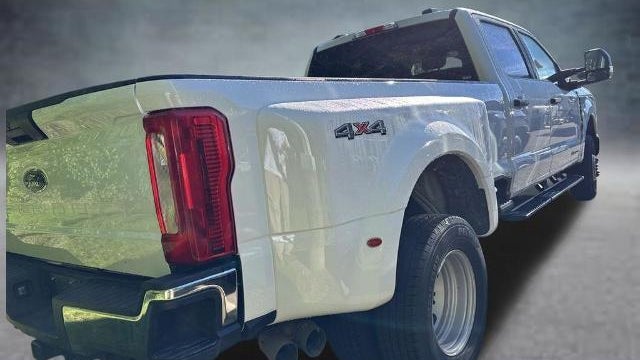 2025 Ford F-350 Super Duty XL