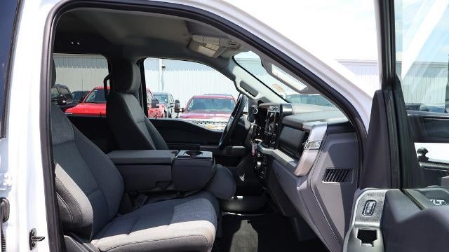 2025 Ford F-350 Super Duty Platinum