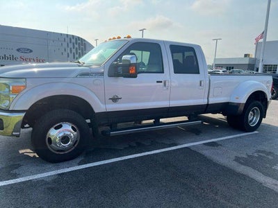 2015 Ford F-350 Super Duty 4X4 Lariat 4DR Crew Cab 8 FT. LB DRW Pickup