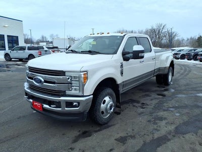 2017 Ford F-350 Super Duty 4X4 Lariat 4DR Crew Cab 8 FT. LB DRW Pickup