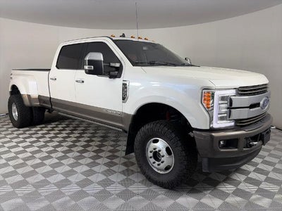 2019 Ford F-350 Super Duty 4X4 King Ranch 4DR Crew Cab 8 FT. LB DRW Pickup