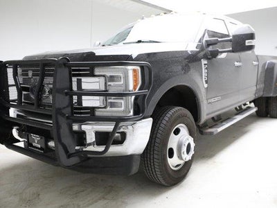 2019 Ford F-350 Super Duty 4X4 Platinum 4DR Crew Cab 8 FT. LB DRW Pickup