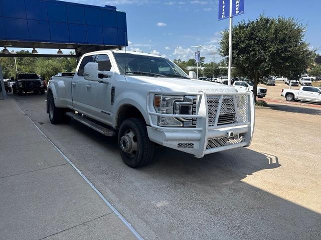 2022 Ford F-350 Super Duty Lariat — photo 1 of 24