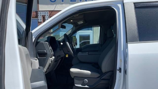 2022 Ford F-350 Super Duty XL