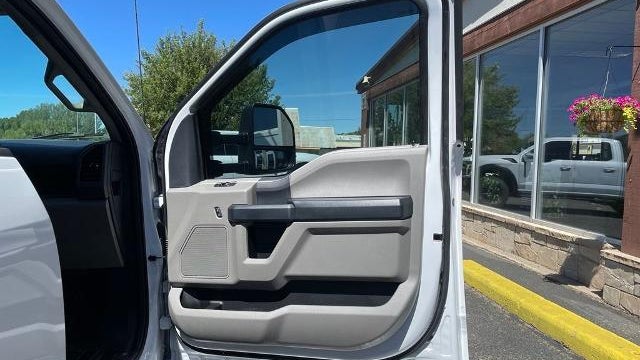 2022 Ford F-350 Super Duty XL