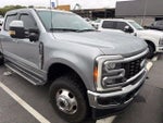 2023 F-350 Super Duty Thumbnail 2