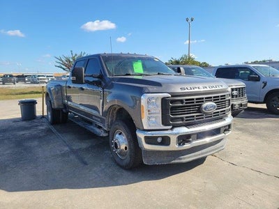 2023 Ford F-350 Super Duty 4X4 XL 4DR Crew Cab 8 FT. LB DRW Pickup