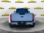 2025 F-350 Super Duty Thumbnail 4