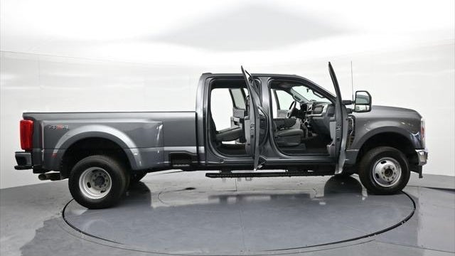 2025 Ford F-350 Super Duty King Ranch