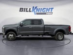 2025 F-350 Super Duty Thumbnail 2