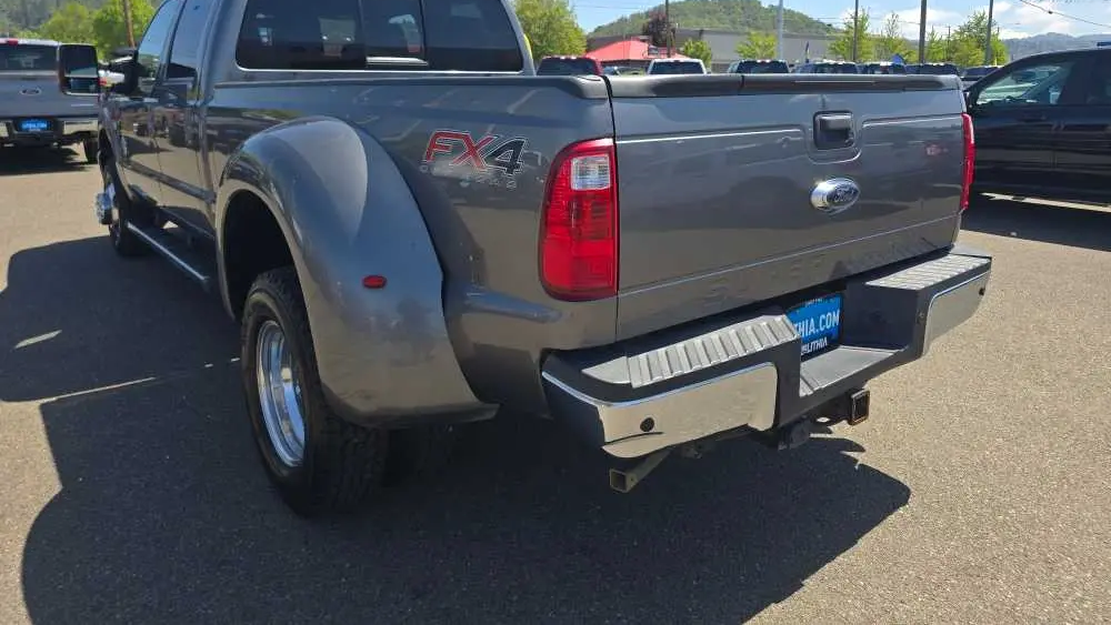 2014 Ford F-350 Super Duty Platinum