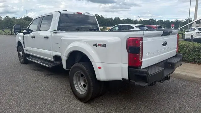 2023 Ford F-350 Super Duty King Ranch