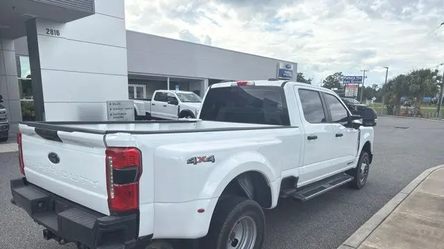 2023 Ford F-350 Super Duty King Ranch