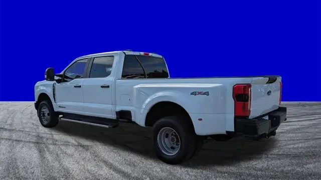 2023 Ford F-350 Super Duty King Ranch