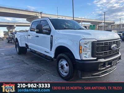 2024 Ford F-350 Super Duty 4X4 XL 4DR Crew Cab 8 FT. LB DRW Pickup