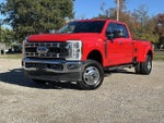 2025 F-350 Super Duty Thumbnail 2