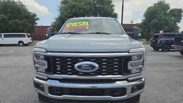 2025 Ford F-350 Super Duty XLT
