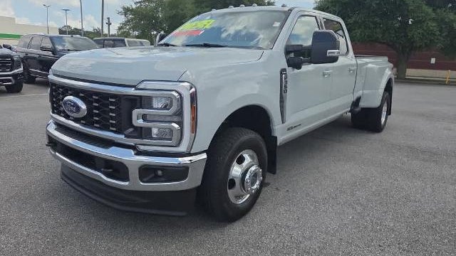 2025 Ford F-350 Super Duty XLT