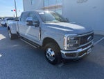 2025 F-350 Super Duty Thumbnail 2
