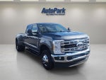 2025 F-350 Super Duty Thumbnail 2
