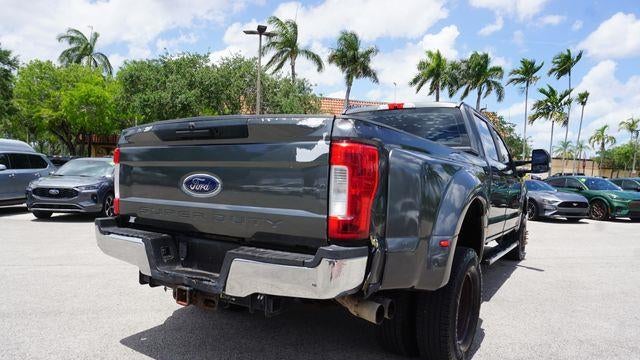 2017 Ford F-350 Super Duty XLT