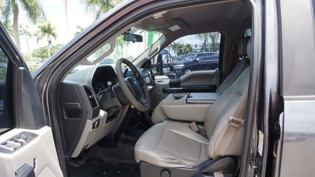 2017 Ford F-350 Super Duty XLT