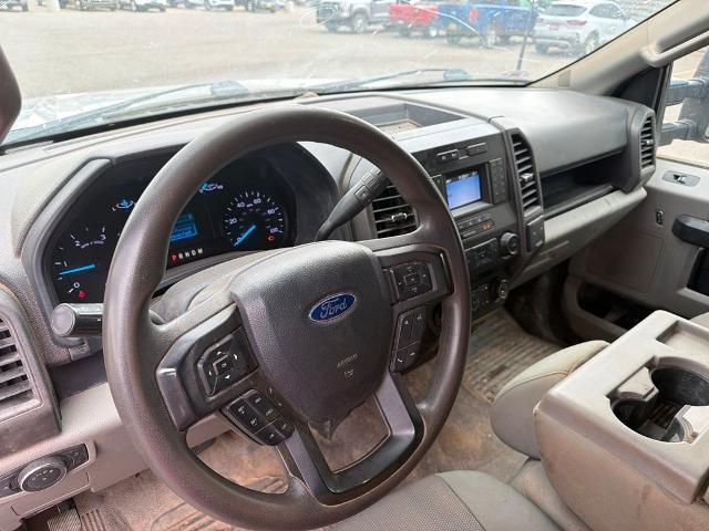 2022 Ford F-350 - $40,394