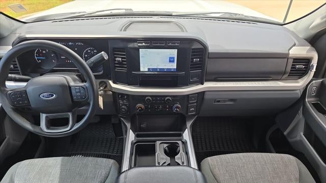 2023 Ford F-350 Super Duty XLT