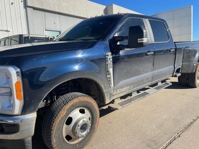 2023 Ford F-350 Super Duty 4X4 XL 4DR Crew Cab 8 FT. LB DRW Pickup