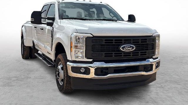 2025 Ford F-350 Super Duty Lariat