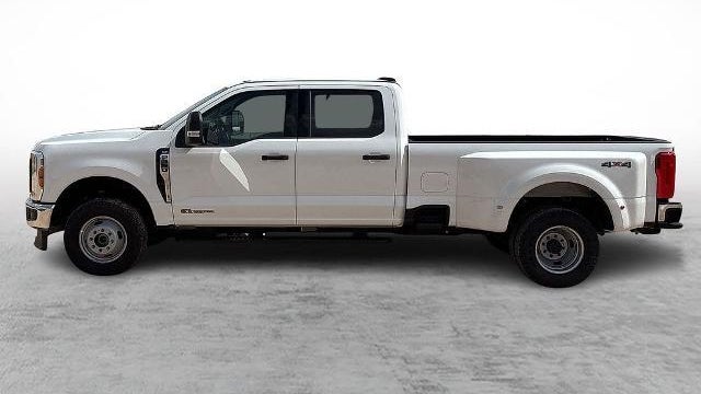 2025 Ford F-350 Super Duty Lariat