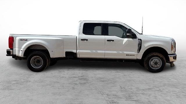 2025 Ford F-350 Super Duty Lariat