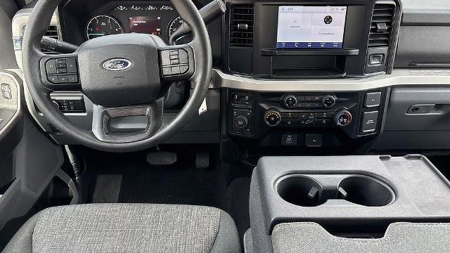 2025 Ford F-350 Super Duty Lariat