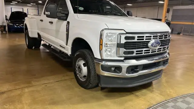 2026 Ford F-350 Super Duty XLT