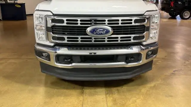 2026 Ford F-350 Super Duty XLT