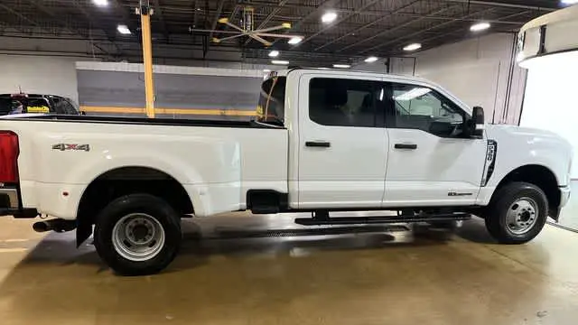 2026 Ford F-350 Super Duty XLT