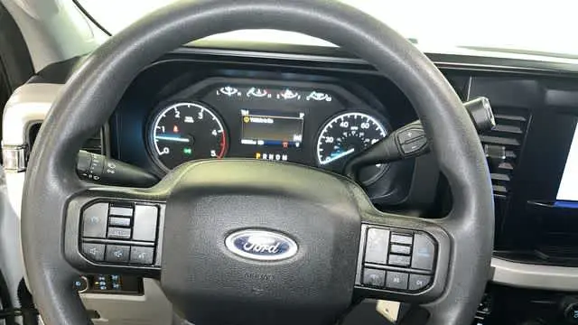 2026 Ford F-350 Super Duty XLT