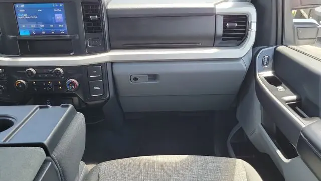 2026 Ford F-350 Super Duty XLT
