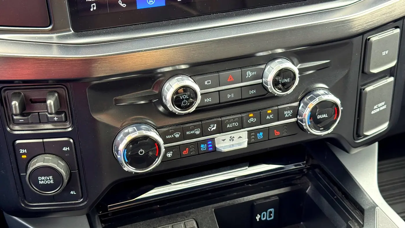 2026 Ford F-350 Super Duty XLT