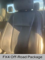 2022 F-350 Super Duty Thumbnail 2