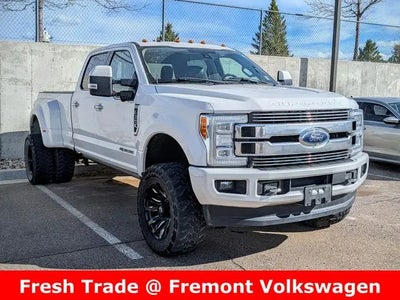 2018 Ford F-350 Super Duty 4X4 Limited 4DR Crew Cab 8 FT. LB DRW Pickup