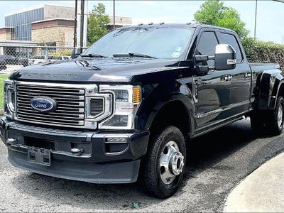 2022 Ford F-350 Super Duty 4X4 Platinum 4DR Crew Cab 8 FT. LB DRW Pickup