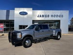 2023 F-350 Super Duty Thumbnail 1