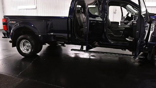 2024 Ford F-350 Super Duty Platinum