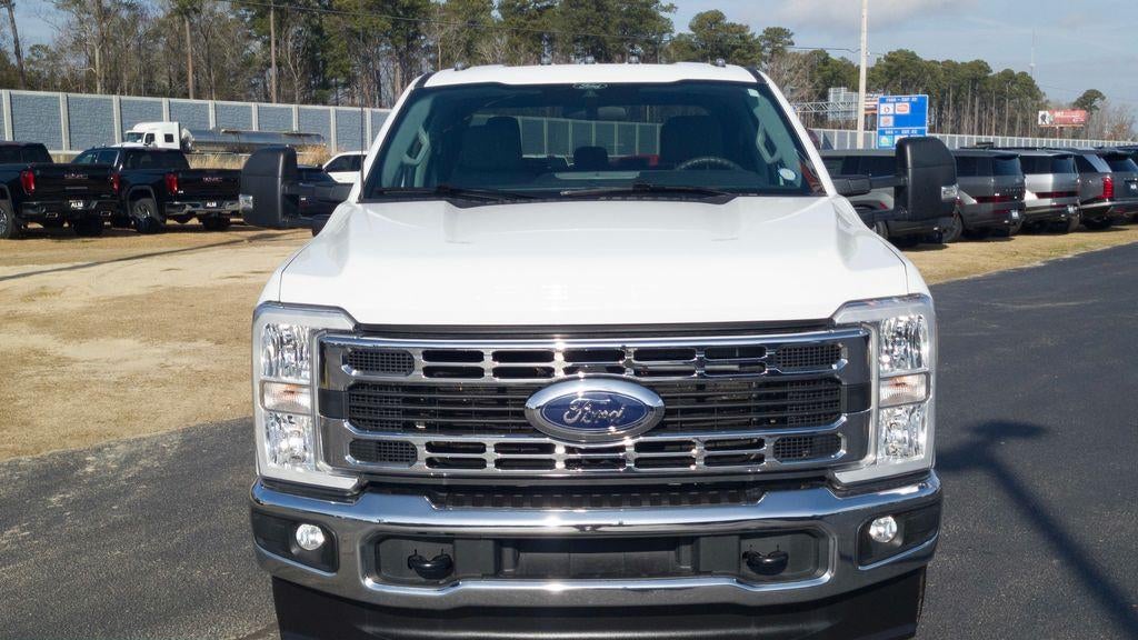 2025 Ford F-350 Super Duty XLT
