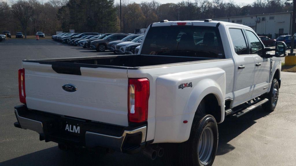 2025 Ford F-350 Super Duty XLT