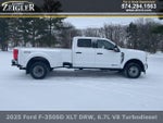 2025 F-350 Super Duty Thumbnail 4