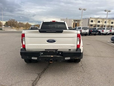 2017 Ford F-350 Super Duty 4X4 Lariat 4DR Crew Cab 8 FT. LB DRW Pickup